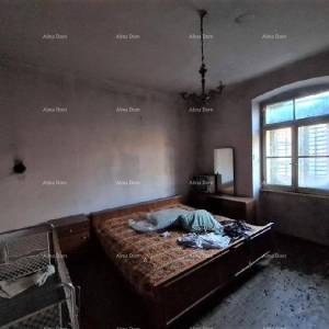 Prodajemo staru Istarsku kamenu kuću sa pogledom na Grožnjan.