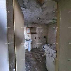 Prodajemo staru Istarsku kamenu kuću sa pogledom na Grožnjan.