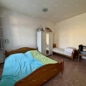 PULA, centar – prodaja / stan 55 m² s vrtom i parkirnim mjestom