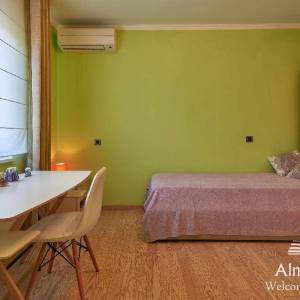 Pula Gortanova uvala, Prvi red - Luksuzna vila sa garažom i bazenom na jedinstvenoj lokaciji u Puli!