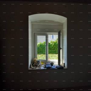 Pula!  Prizemnica s velikim vrtom i terasom.