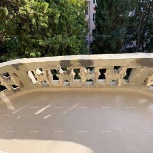 Pula! Stan u centru grada!