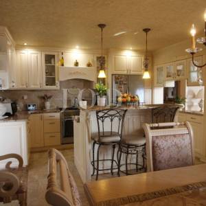 Rabac, kuća sa četiri stambene jedinice, te predivnim pogledom na more