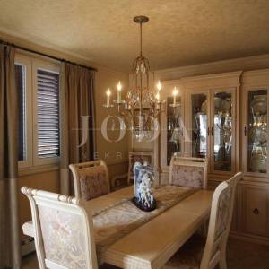 Rabac, kuća sa četiri stambene jedinice, te predivnim pogledom na more