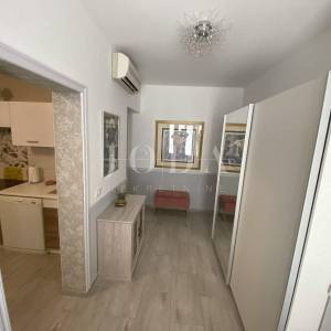 Rabac, kuća sa četiri stambene jedinice, te predivnim pogledom na more