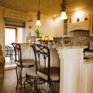 Rabac, kuća sa četiri stambene jedinice, te predivnim pogledom na more