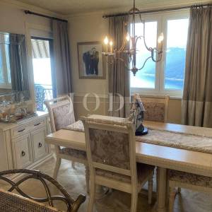 Rabac, kuća sa četiri stambene jedinice, te predivnim pogledom na more