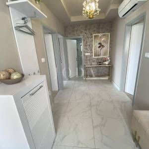 Rabac, kuća sa četiri stambene jedinice, te predivnim pogledom na more