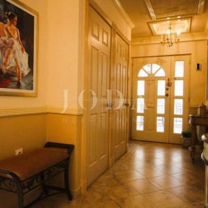 Rabac, prekrasan stan sa jedinstvenim pogledom na more