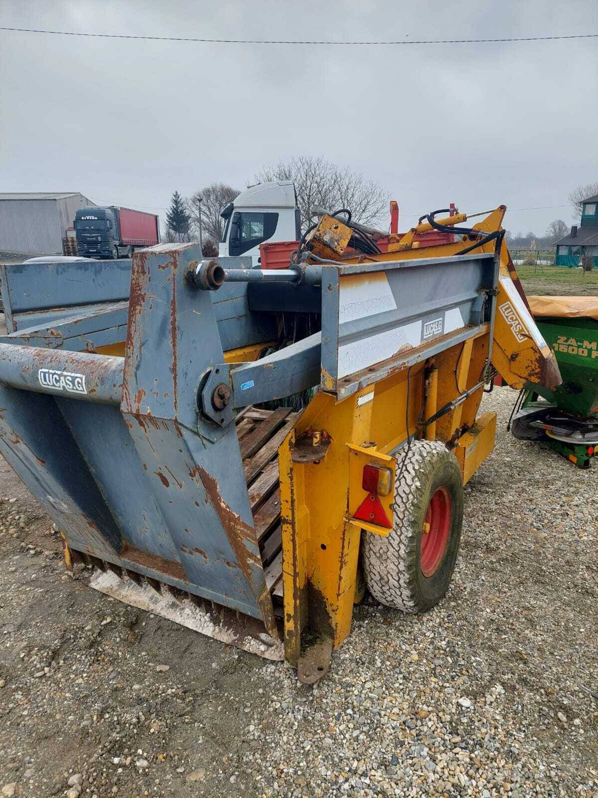 Rasipač stajskog gnoja, štrajilica i hranilica Lucas G