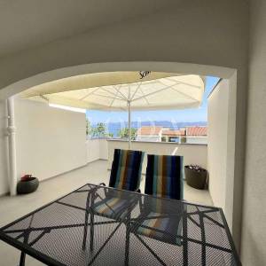 Ravni, dvosobni stan sa pogledom na more