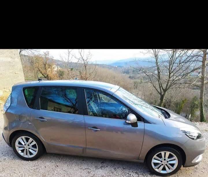 Renault Scenic (moguća zamjena)
