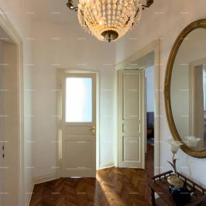 Renovirani stan u Centru Pule!