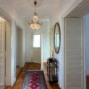 Renovirani stan u Centru Pule!