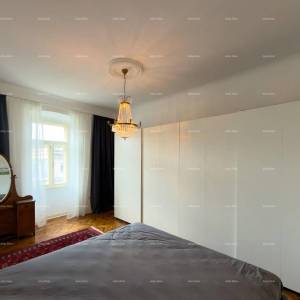 Renovirani stan u Centru Pule!