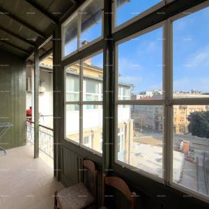 Renovirani stan u Centru Pule!