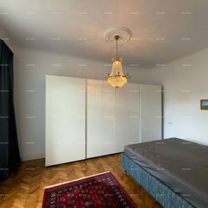 Renovirani stan u Centru Pule!