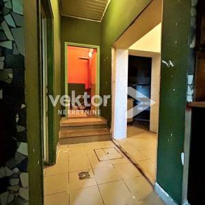 Rešetari, 135m2, poslovni prostor, zakup