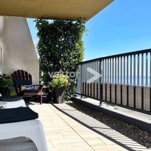 Rešetari-moderan stan s terasom, okućnicom i pogledom na more 