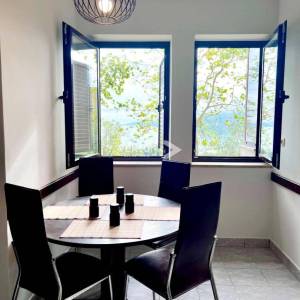 Rešetari, namješten trosoban stan