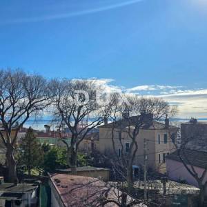 RIJEKA, BELVEDER - Prostrani gospodski stan u povijesnoj vili s pogledom, 266m2