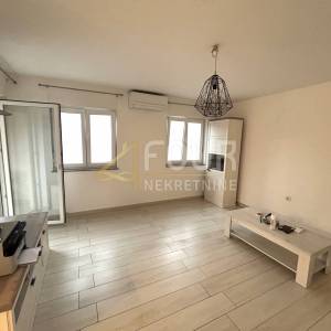 Rijeka, Draga, 87.68m2, odličan 2s+db, okućnica