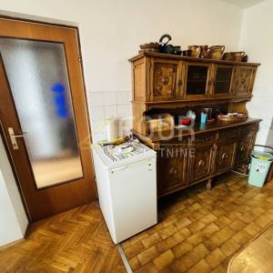 Rijeka, Kozala, 80.44m2, 2s+db, zatvorena lođa