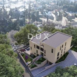 RIJEKA, KRIMEJA - intimni 3S+DB, 100m2 okućnice, pogled, tri parkirna mjesta 