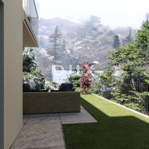RIJEKA, KRIMEJA - intimni 3S+DB, 100m2 okućnice, pogled, tri parkirna mjesta 