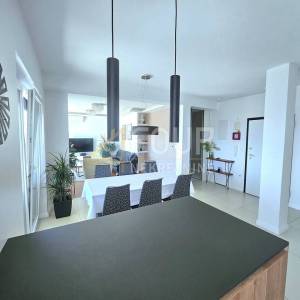 Rijeka, Turnić, 3s+db, 114.75m2, terasa, pogled na more