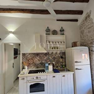 ROVINJ,dva prekrasna apartmana u centru grada