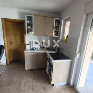 SAMOBOR, VRHOVČAK - Obiteljska kuća,  život sa pogledom, TOP PRILIKA!