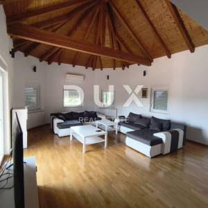 SAMOBOR, VRHOVČAK - Obiteljska kuća,  život sa pogledom, TOP PRILIKA!