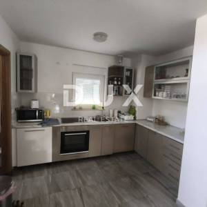 SAMOBOR, VRHOVČAK - Obiteljska kuća,  život sa pogledom, TOP PRILIKA!