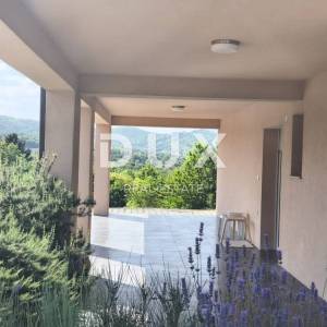 SAMOBOR, VRHOVČAK - Obiteljska kuća,  život sa pogledom, TOP PRILIKA!