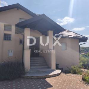 SAMOBOR, VRHOVČAK - Obiteljska kuća,  život sa pogledom, TOP PRILIKA!