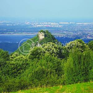 Samobor/Okić – kuća s panoramskim pogledom + 1.618 m² zemljišta/mir, prostor i potencijal