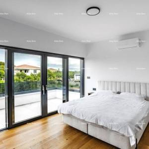 Savršena obiteljska kuća s bazenom u Banjolama, blizu plaže i prirode