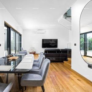 Savršena obiteljska kuća s bazenom u Banjolama, blizu plaže i prirode