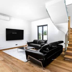 Savršena obiteljska kuća s bazenom u Banjolama, blizu plaže i prirode