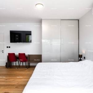 Savršena obiteljska kuća s bazenom u Banjolama, blizu plaže i prirode