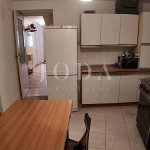 Selce kuća u samom centru