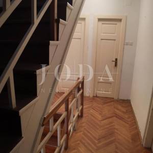 Selce kuća u samom centru