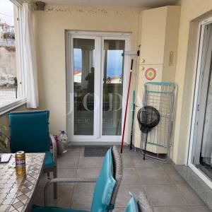 SENJ – 1. kat, pogled na more, novija gradnja, parkirno mjesto