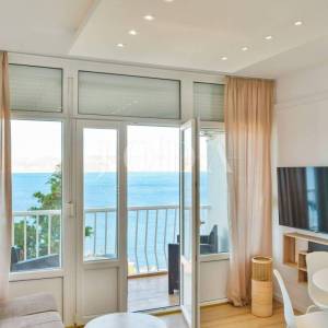 SENJ, novouređeni stan sa prekrasnim pogledom