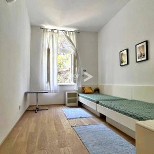 Senj, okolica, kuća 1.red do mora !