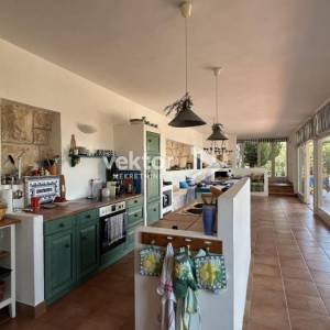 Senj, okolica, kuća 1.red do mora !