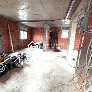 Sesvete,Kobiljak,2-soban stan 102,27m2 terasom i PM (62,57m2 obrač.)