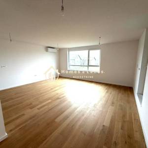 Sesvete,Kraljevečki Novaki,4-soban stan na 1.katu 110m2+parking+vrt