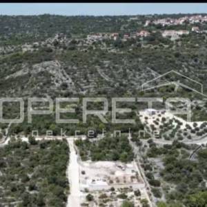 Sevid, Građevinsko zemljište 2697m2, mir i privatnost nadomak mora